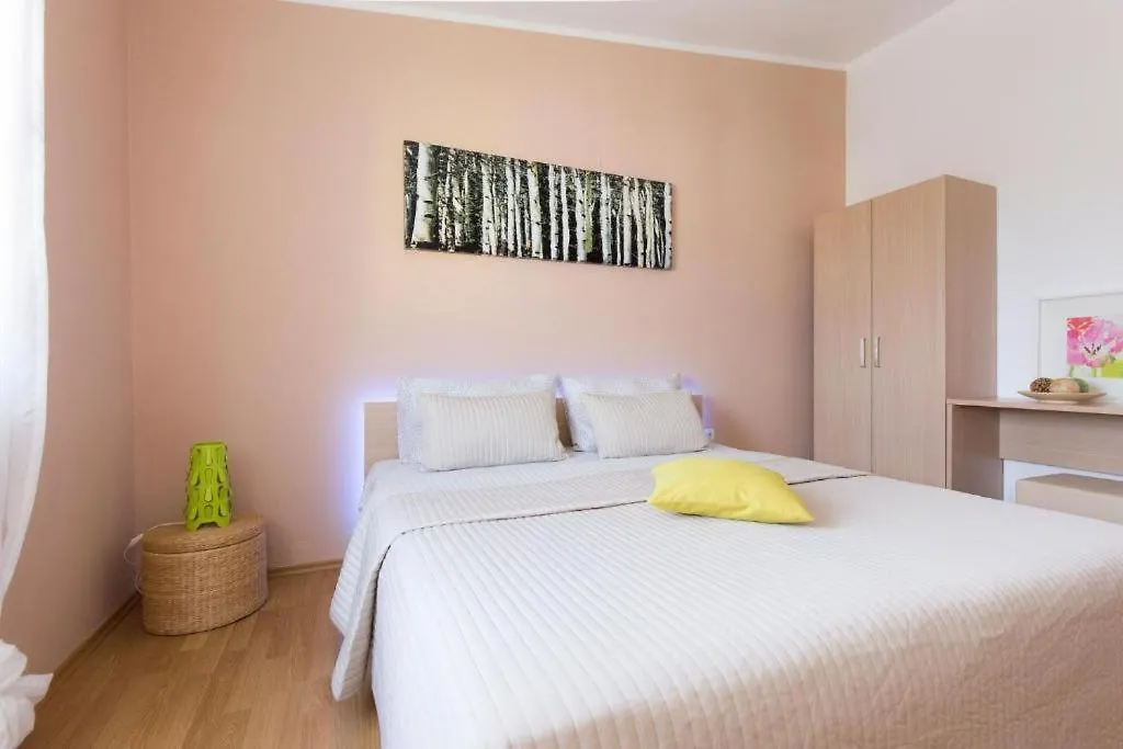 Apartments Adrijana Malinska