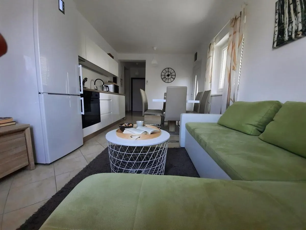 Apartments Adrijana Malinska Guest house